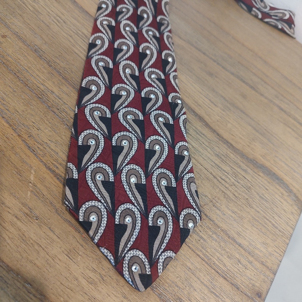 Vintage Gianfranco Ruffini Italy 100% Silk Necktie Art Deco Geometric Burgundy